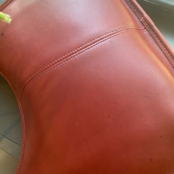 Vintage Coach Ergo 9033 bag in red - Picture 6 of 7